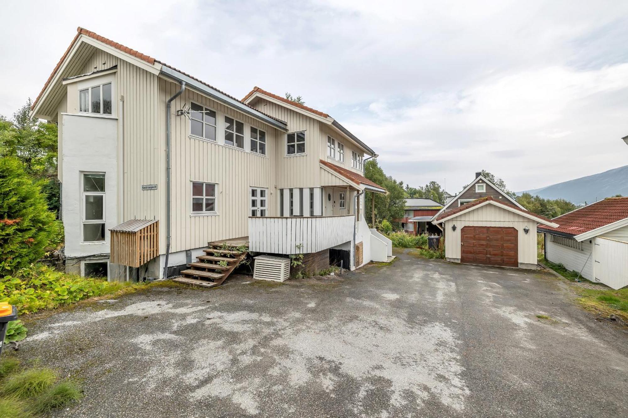 Central Large Modern House With A View Tromsø Exterior foto